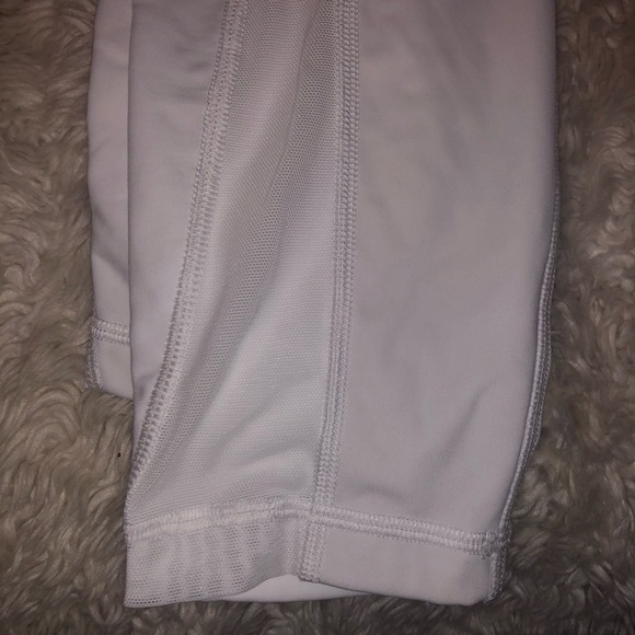 White Lululemon Leggings - Picture 9 of 11
